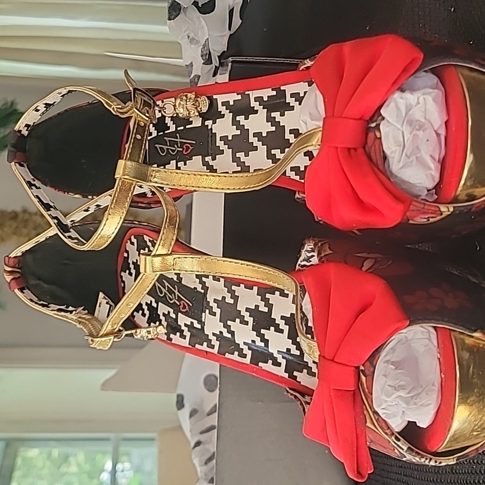 Iron Fist Death Dance Platform Black Woman's Size 9